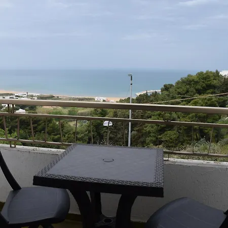 Belvedere بيسْكيتْشّي